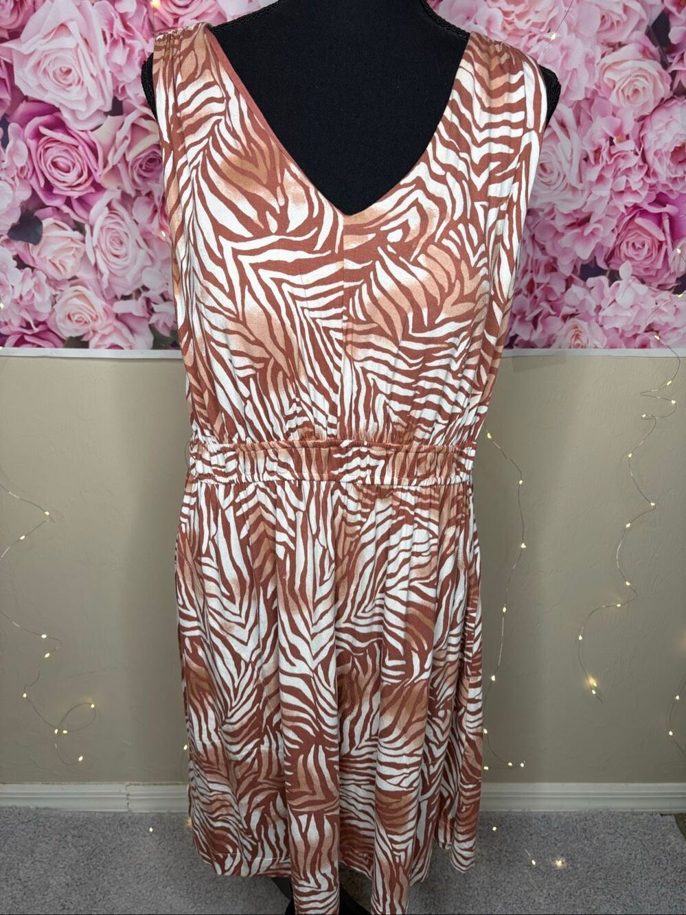 Soma Embraceable Terracotta & White Zebra Printed Padded Dress Size Large-165